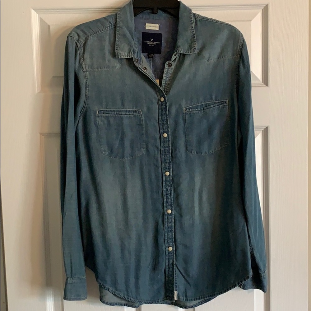 NWT American Eagle Denim Top Size Large